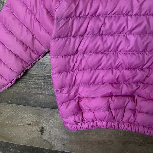 SOLD Patagonia Down Jacket 5T - Picture 5 of 5